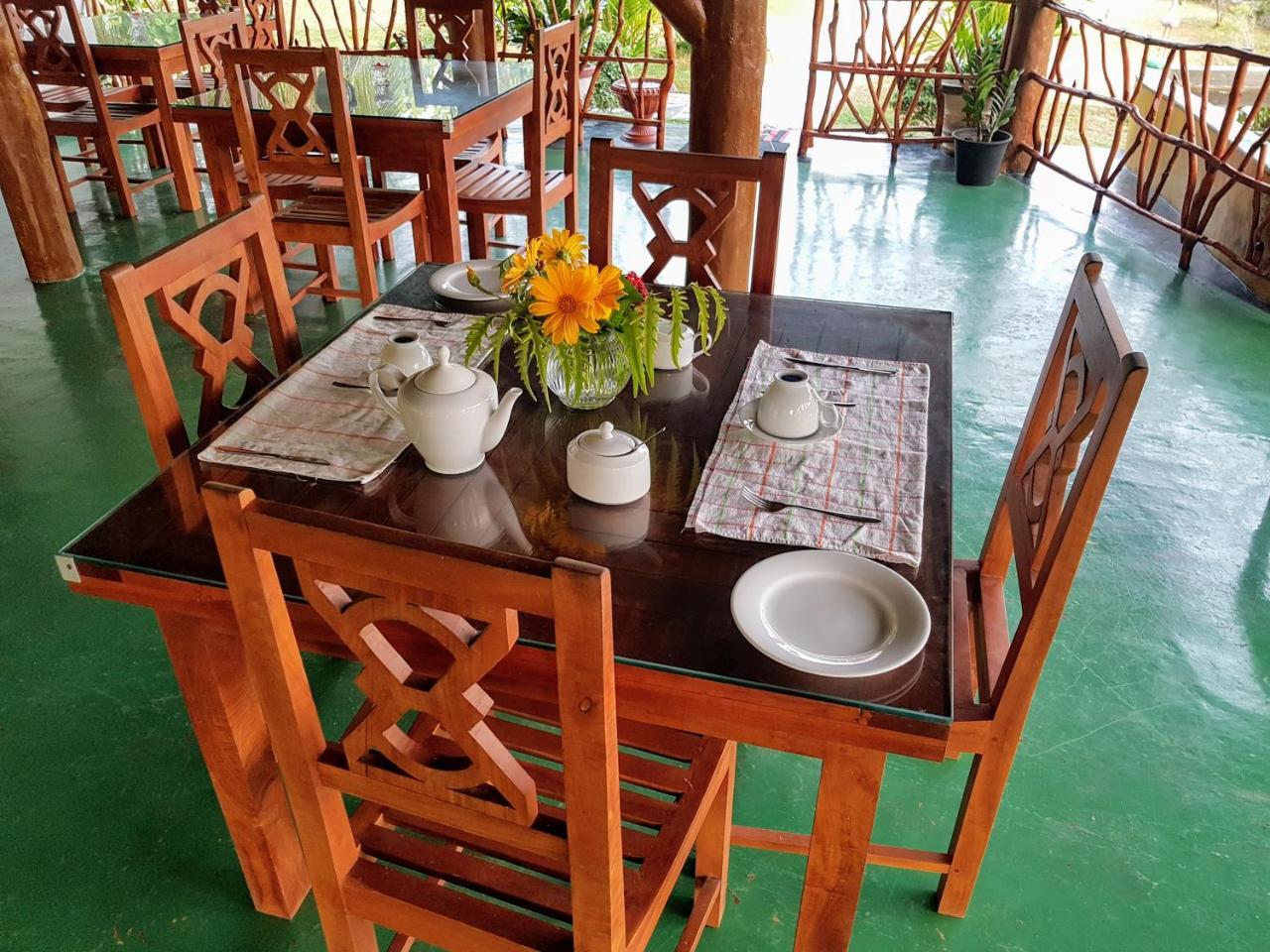 Pearl Cave Cabanas & Resturant Tangalle Exterior photo